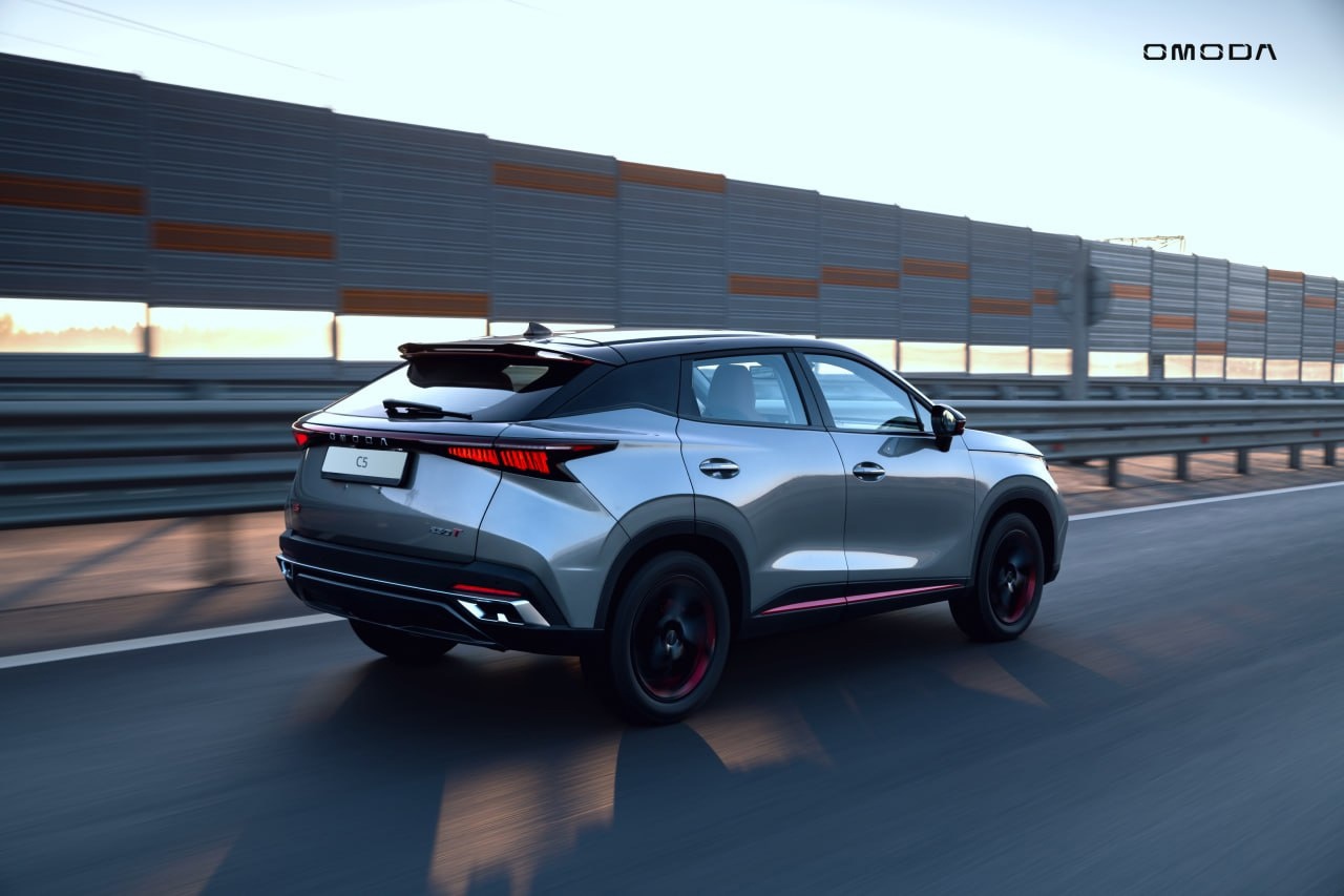 Испытайте OMODA C5 за рулем! 