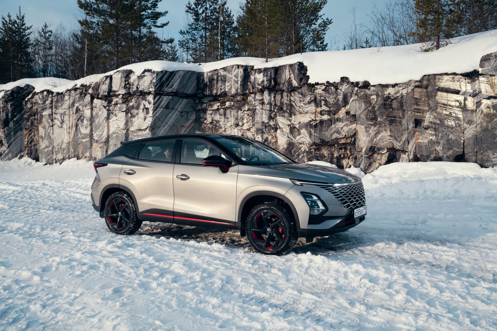 Футуризм на дорогах 2: Omoda C5 AWD - теперь c полным приводом. И как она едет?