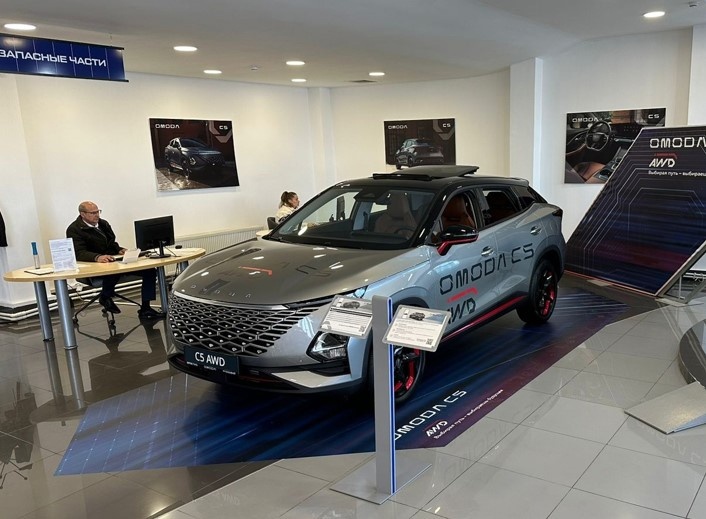 Новая модель C5 AWD 1.6 уже у нас в салоне