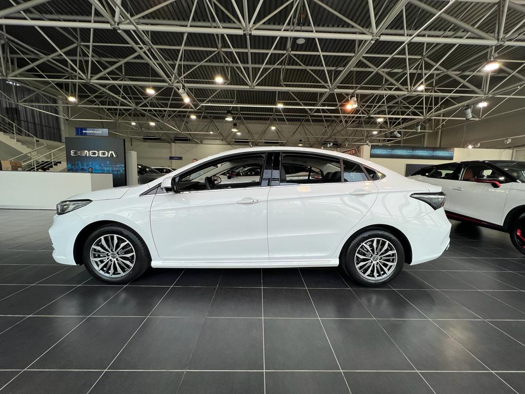 Встречайте новый седан от бренда OMODA