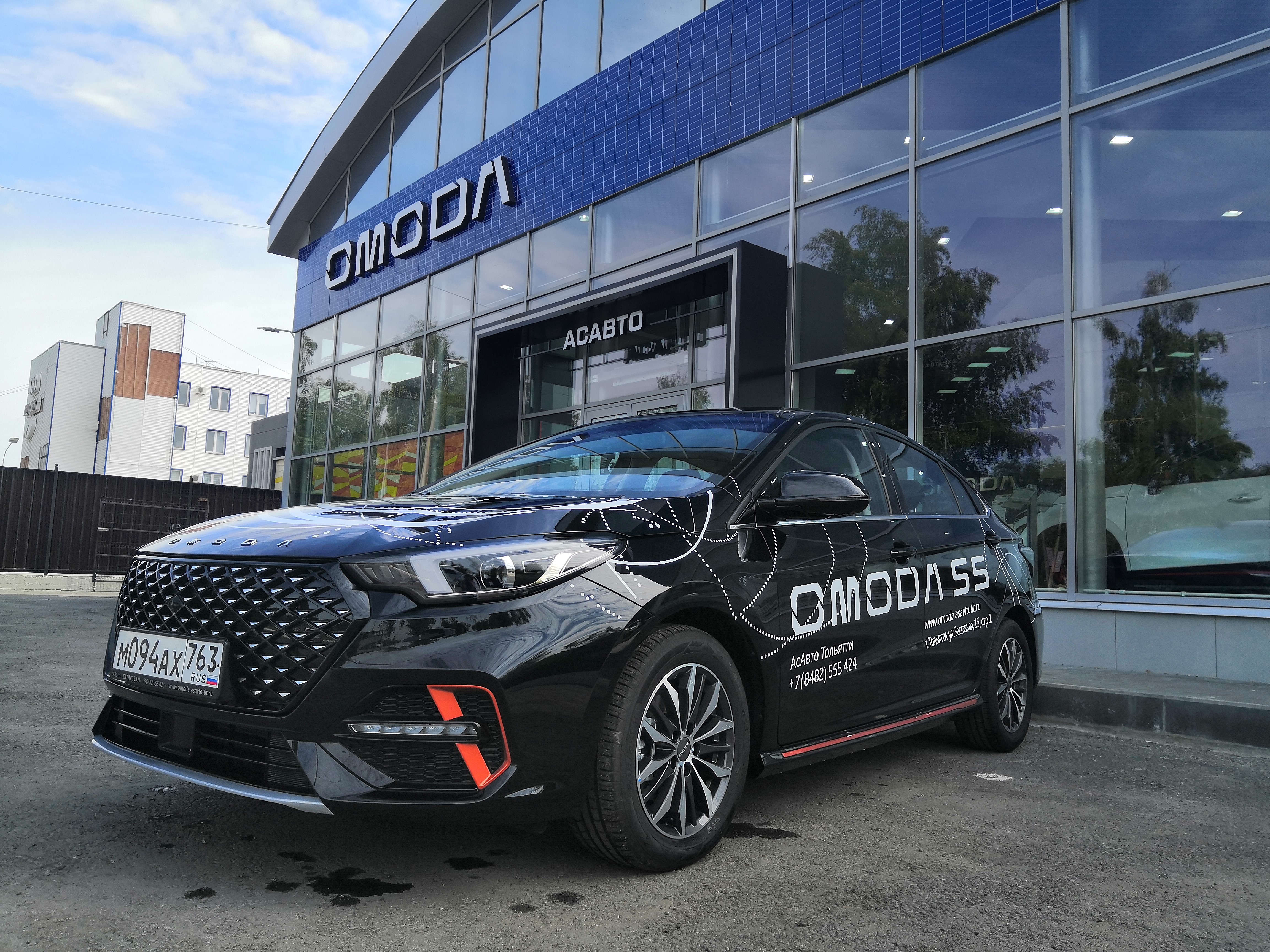 OMODA S5 в оригинальной оклейке