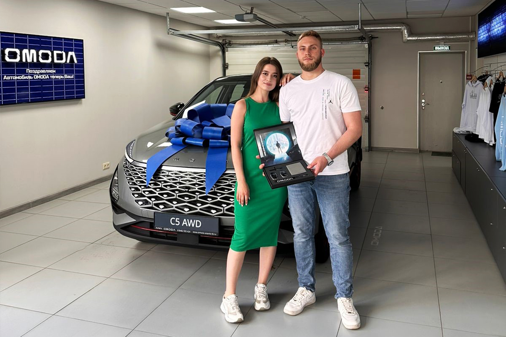 Руководитель отдела продаж OMODA стал обладателем кроссовера C5 