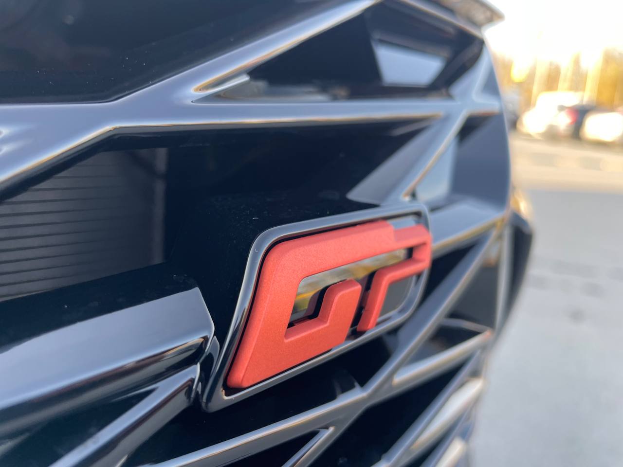 Яркий спортивный седан OMODA S5 GT уже в Тюмени