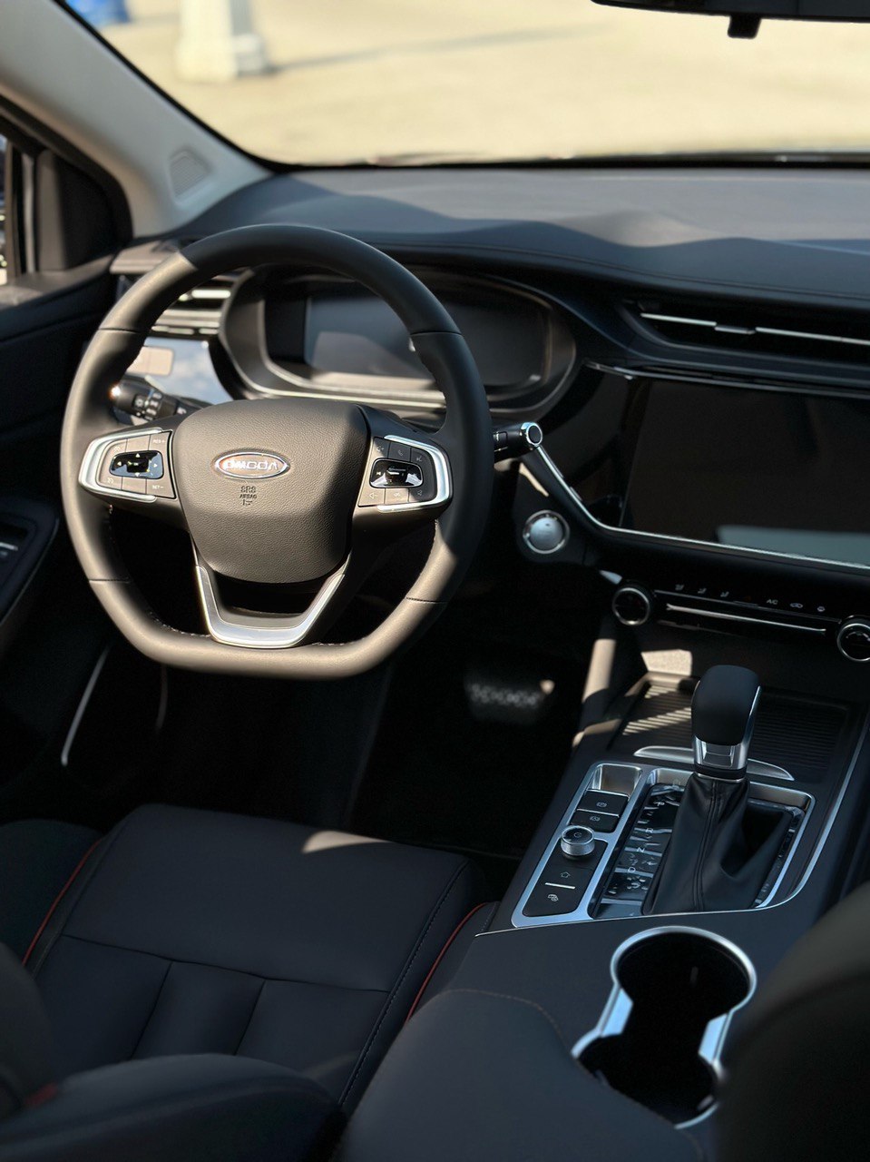 OMODA S5  интерьер