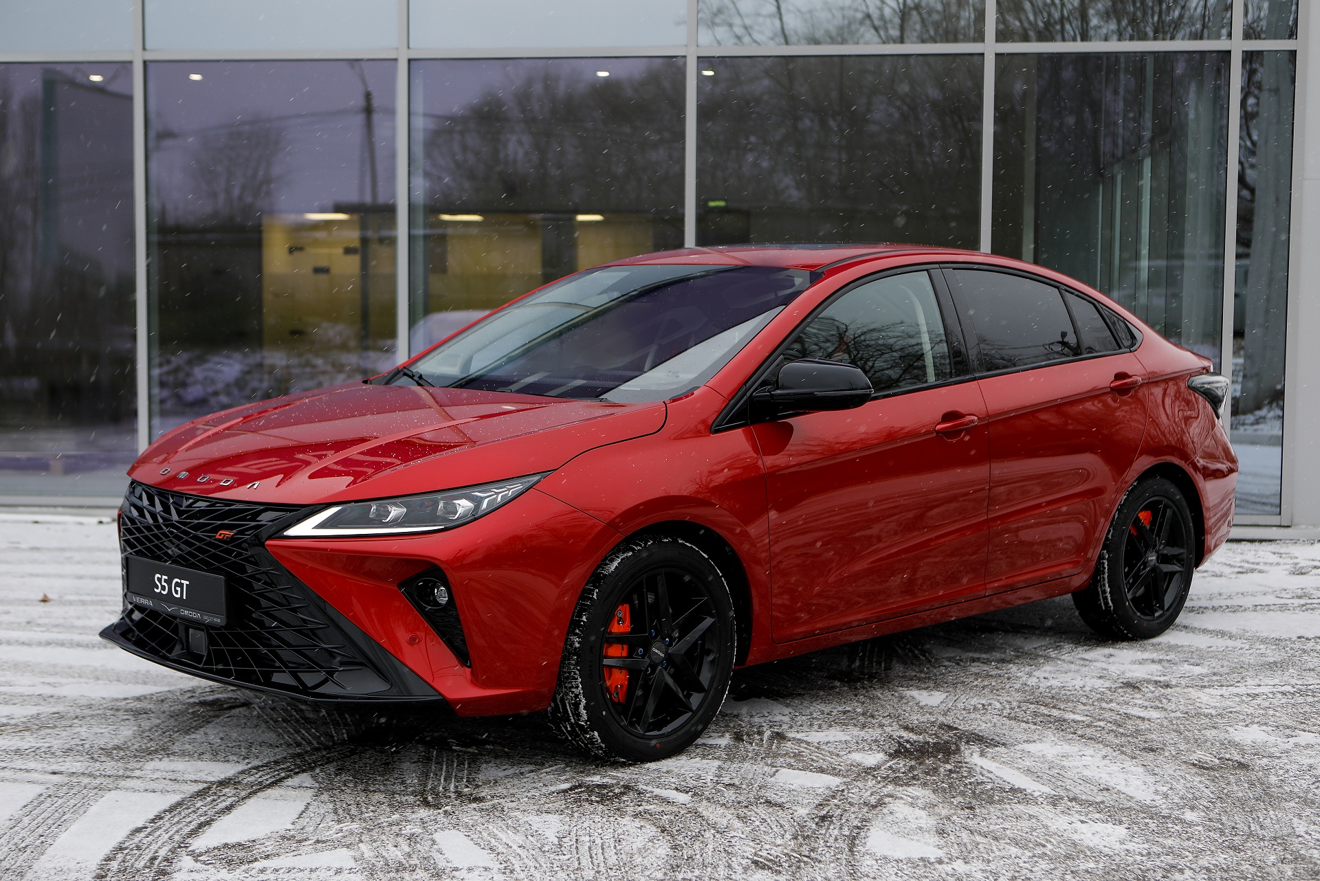 Испытайте OMODA 5S GT