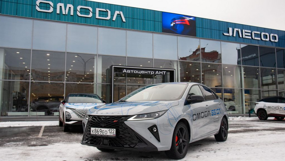 Незаменимый в городе. Спортивный OMODA S5 GT появился в наличии в Барнауле в Автоцентре АНТ
