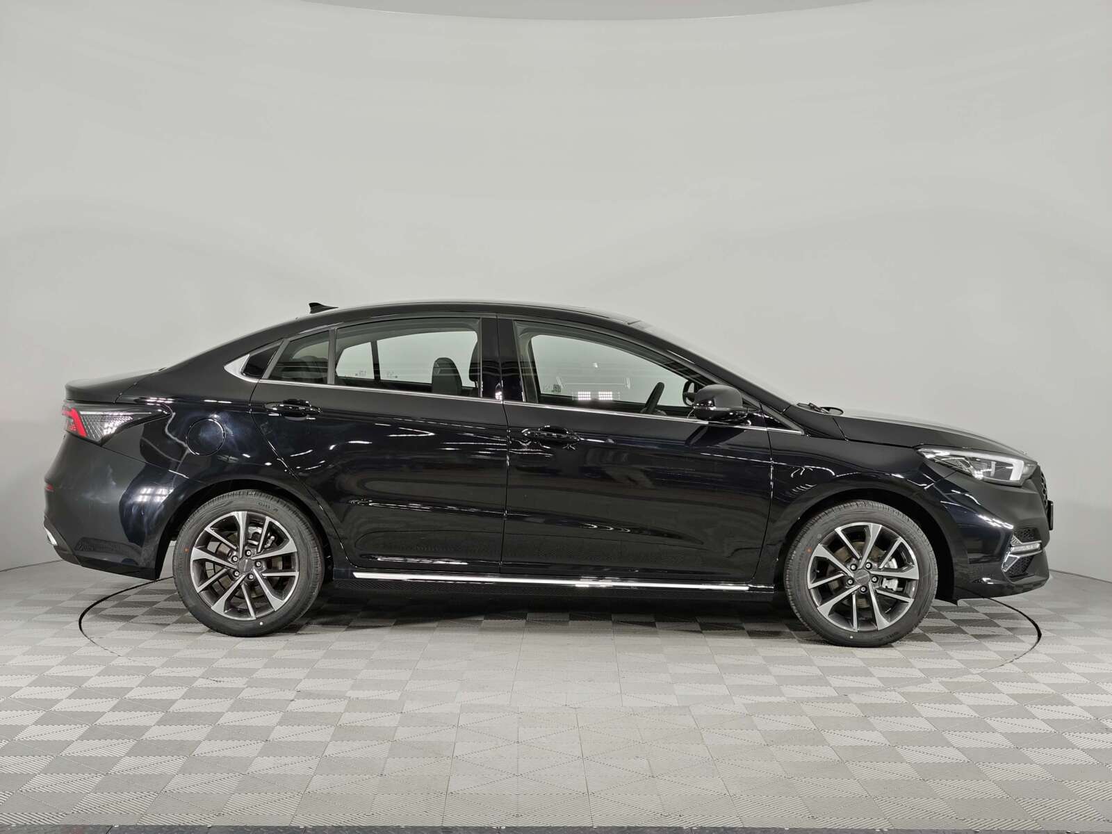 OMODA_S5_Ultra_design3