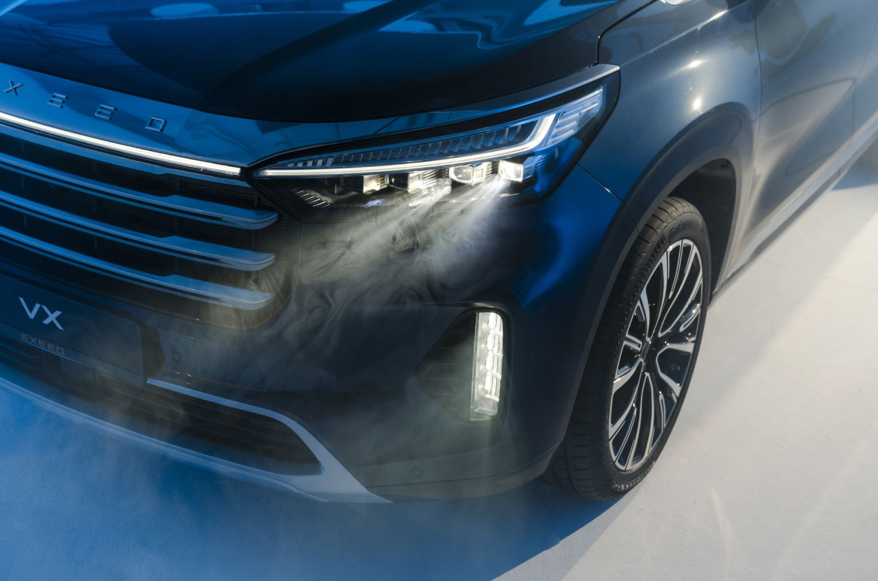 Система автоматического переключения ближнего и дальнего света в EXEED