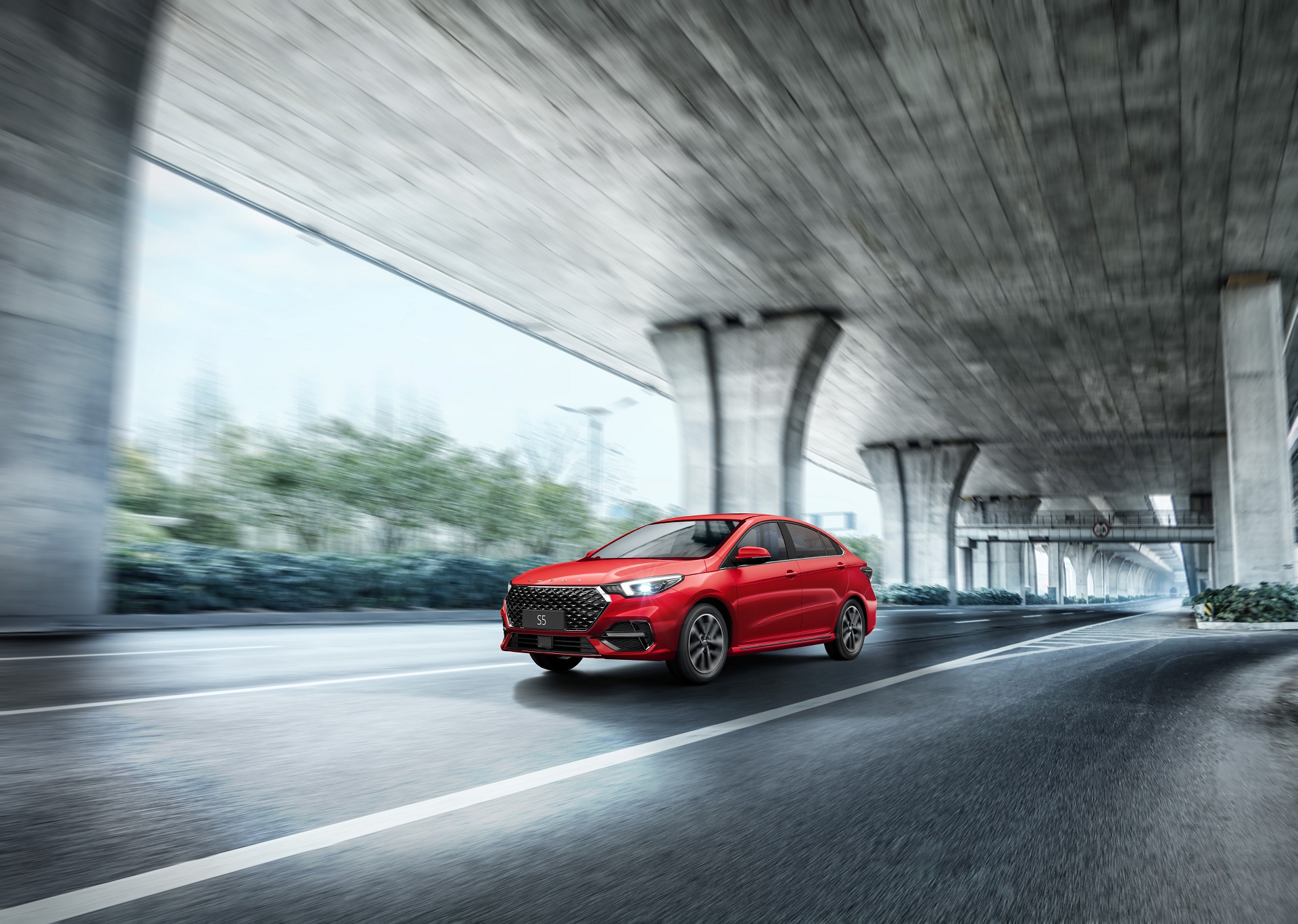 Выиграйте автомобиль OMODA S5.