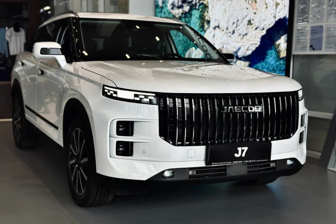 Чем отличается JAECOO J7 2WD от JAECOO J7 4WD?