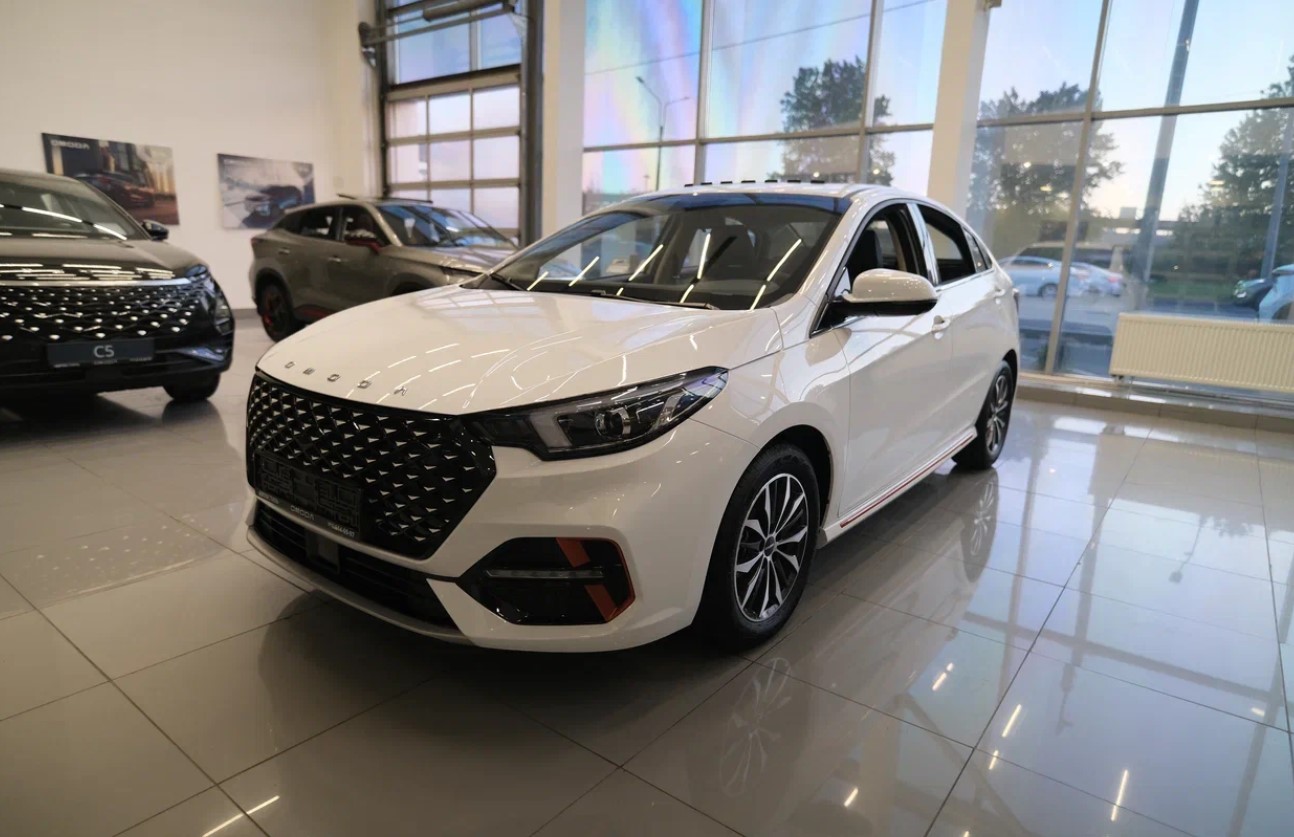 OMODA S5 — седан от 1 759 900 ₽*
