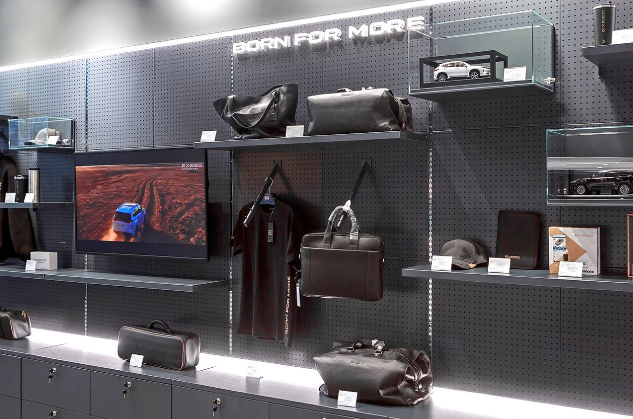 Стильные зоны аксессуаров EXEED в дилерских центрах