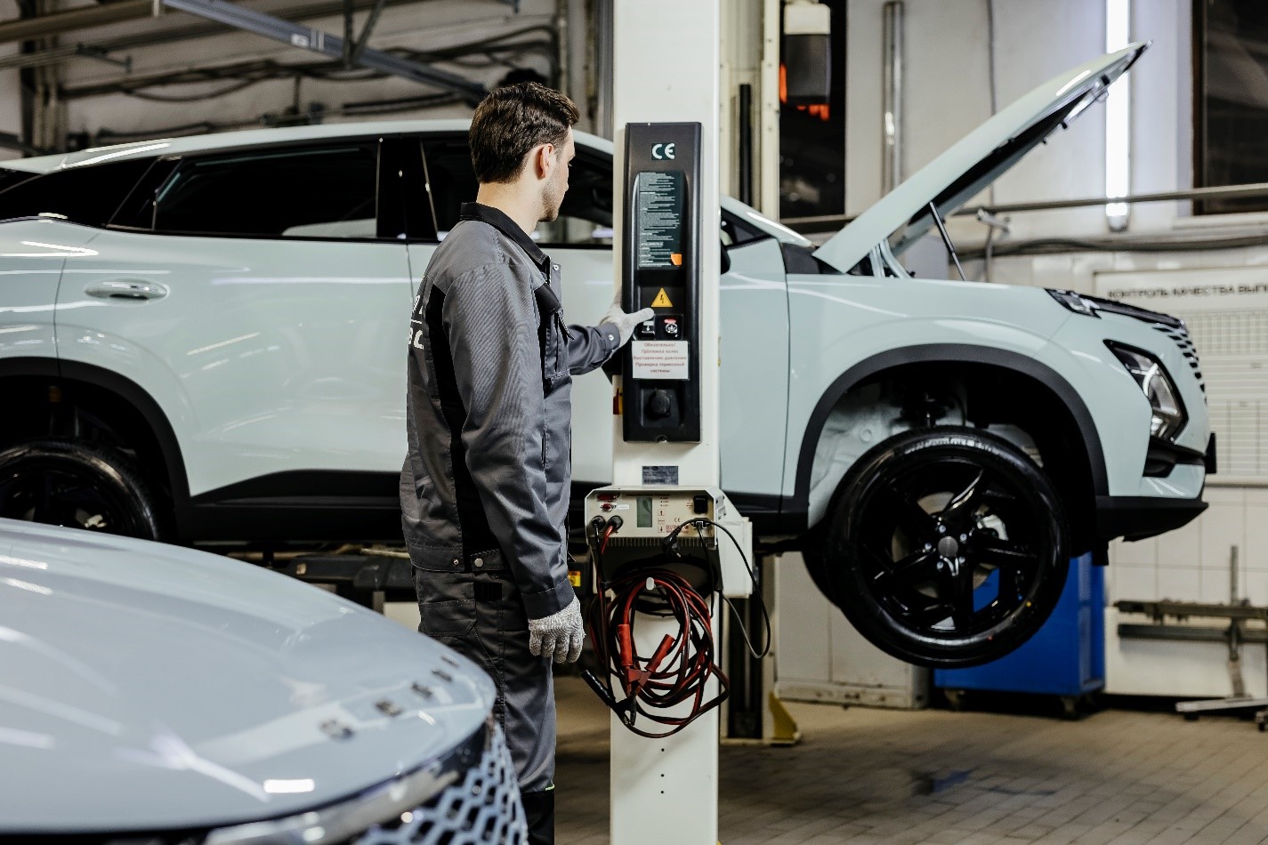 Техническое обслуживание автомобилей в дилерском центре OMODA в Энгельсе