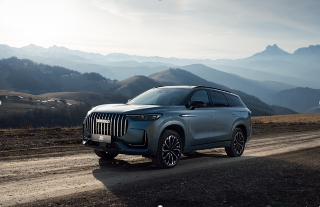 Презентация J8 в апреле в Экскурс