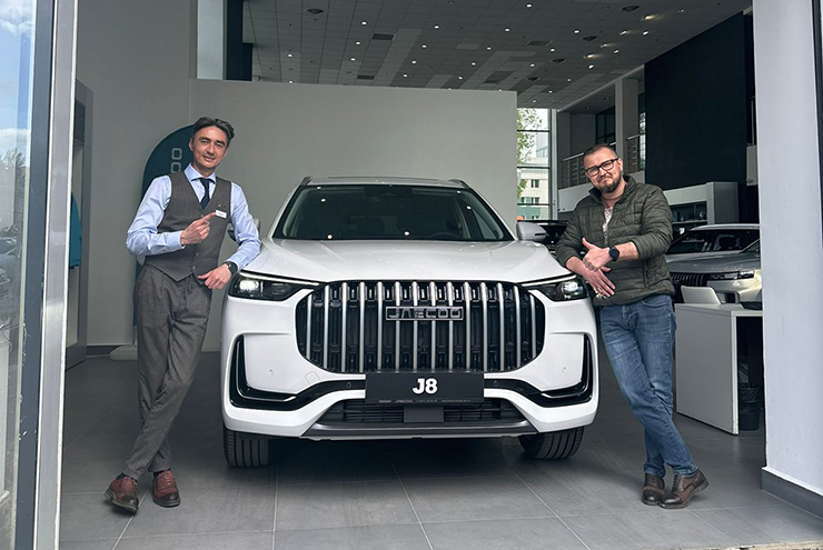 Выдача 1 автомобиля JAECOO J8