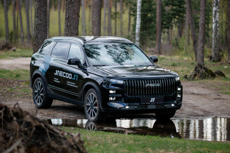 Скорее за руль полноприводного кроссовера JAECOO J7 и на природу! 