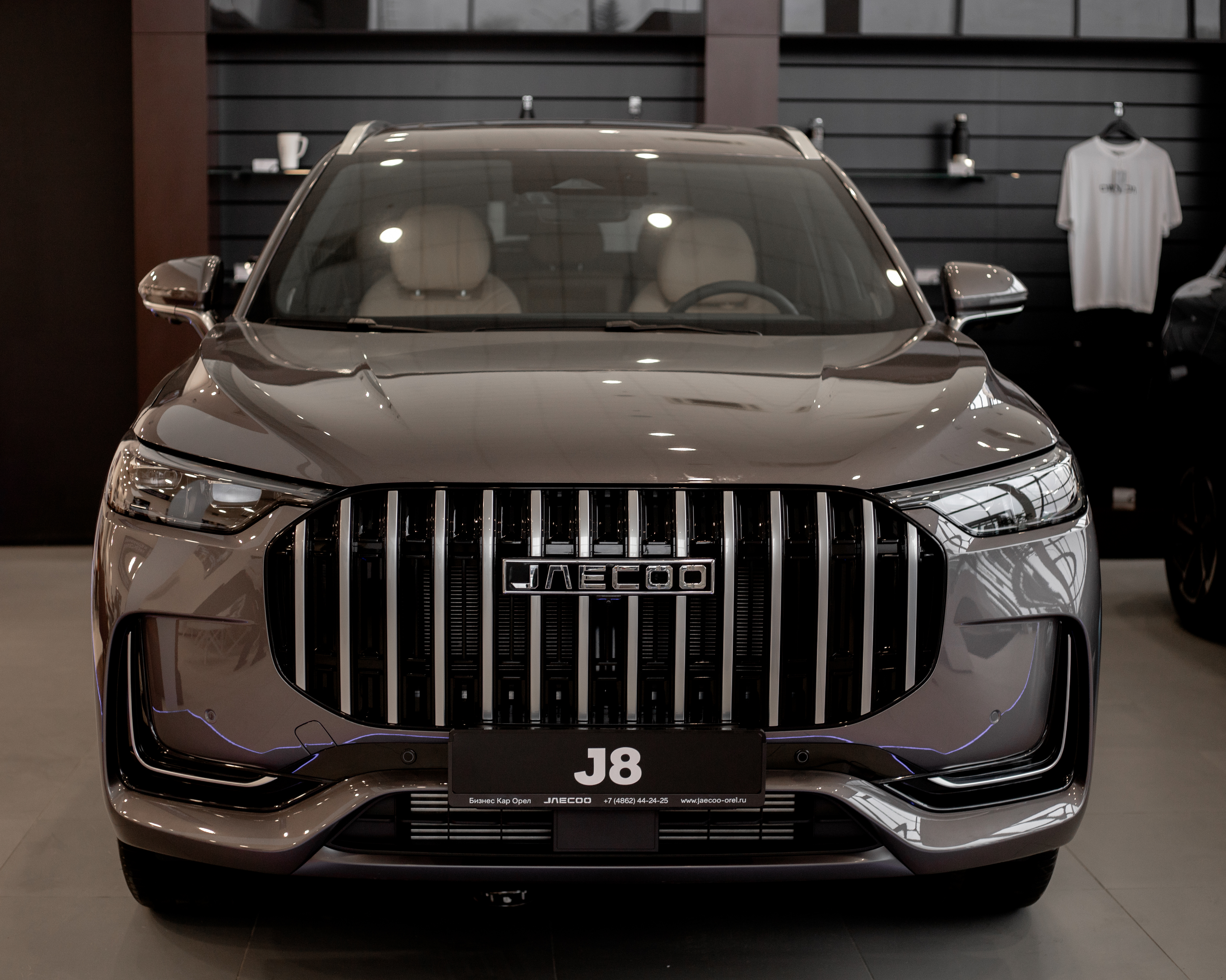 Новый JAECOO J8 – это не просто автомобиль, а настоящая технологическая инновация