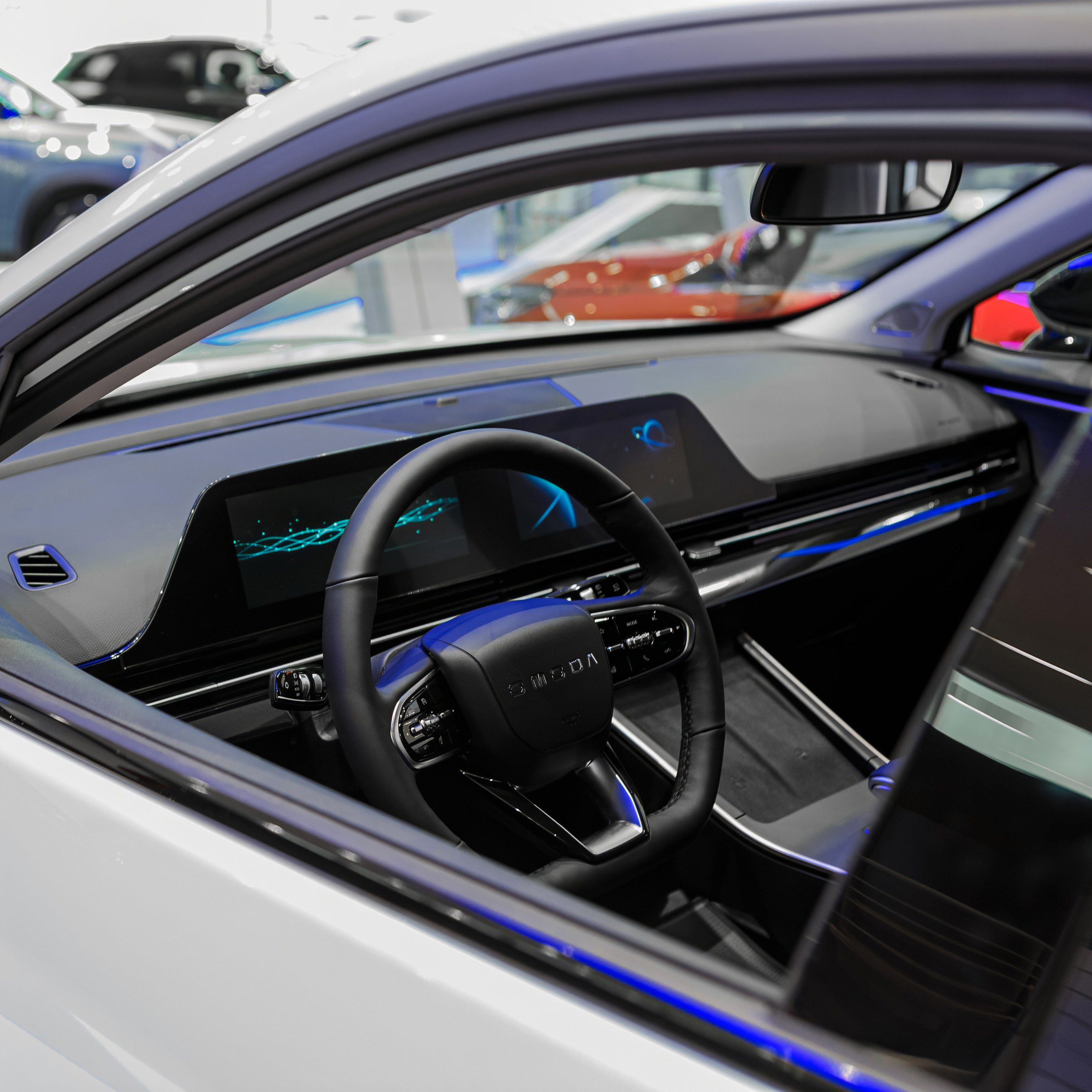 Заглянем в OMODA C5?