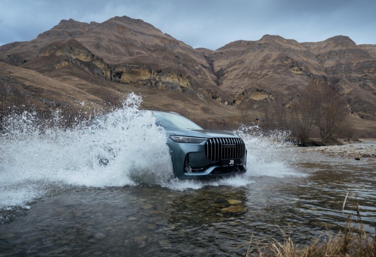 Погрузитесь в мир совершенства вождения с системой Torque-Vectoring автомобиля JAECOO J8! 