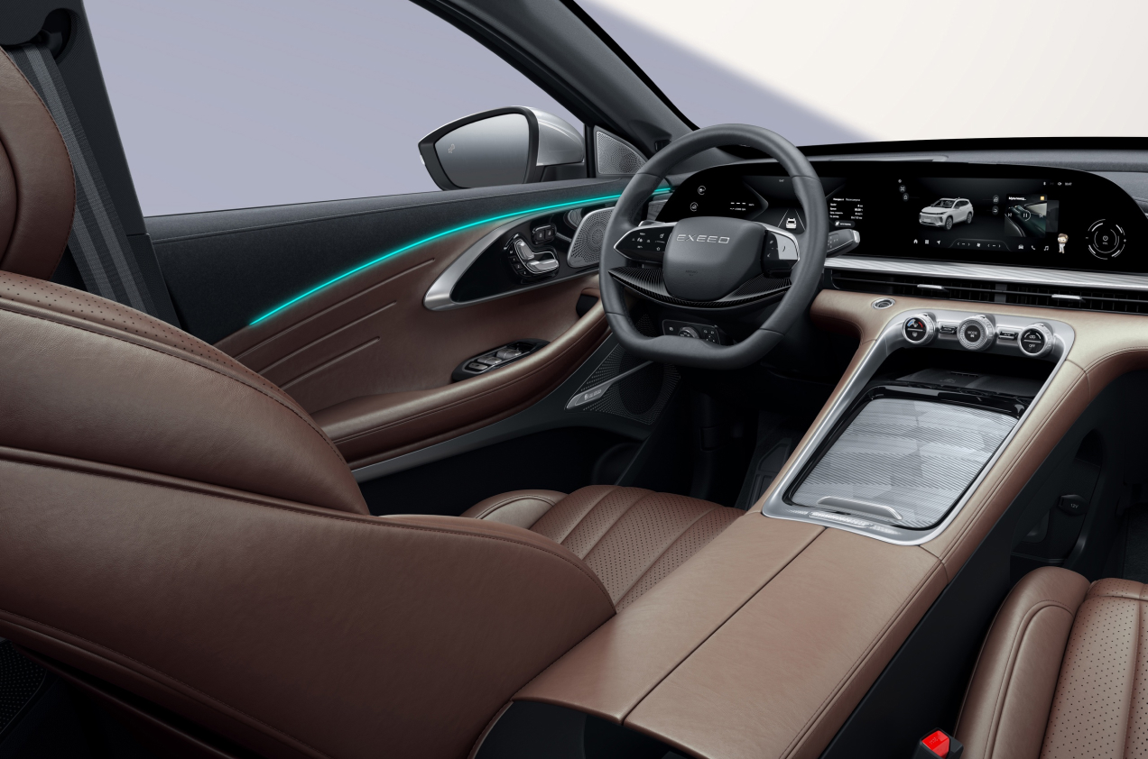 Роскошный интерьер EXEED TXL