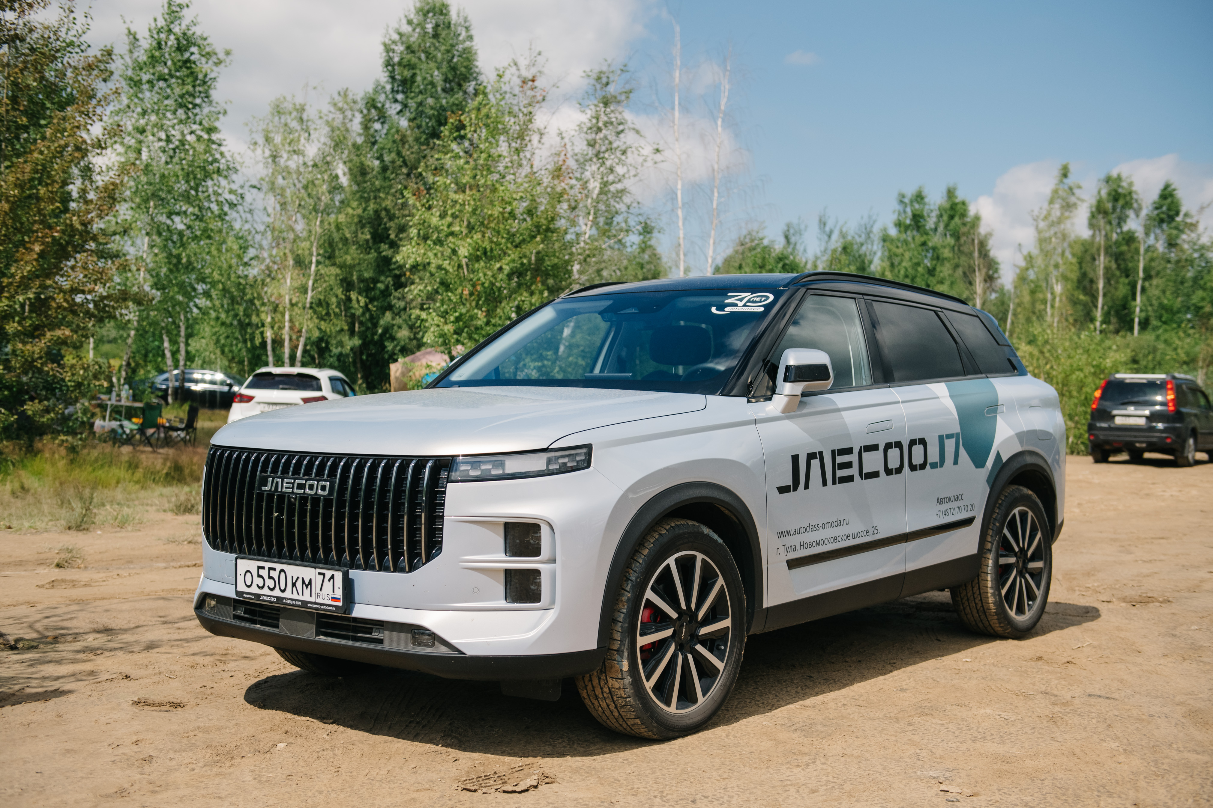JAECOO J7 на праздновании Дня города: роскошь и стиль!