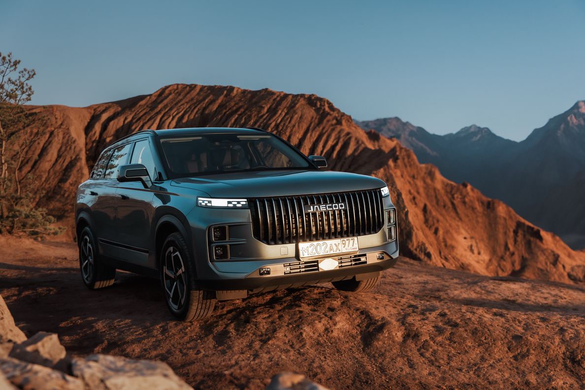 Кроссовер JAECOO J7 — ваш надежный компаньон в любых дорожных ситуациях!
