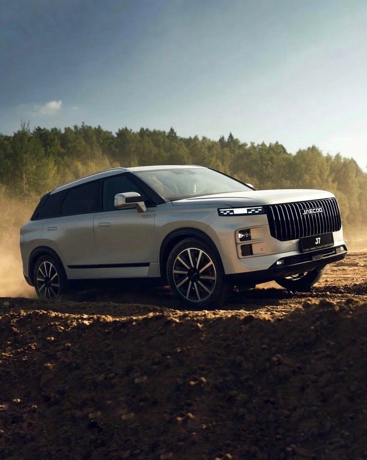 Кроссовер JAECOO J7 