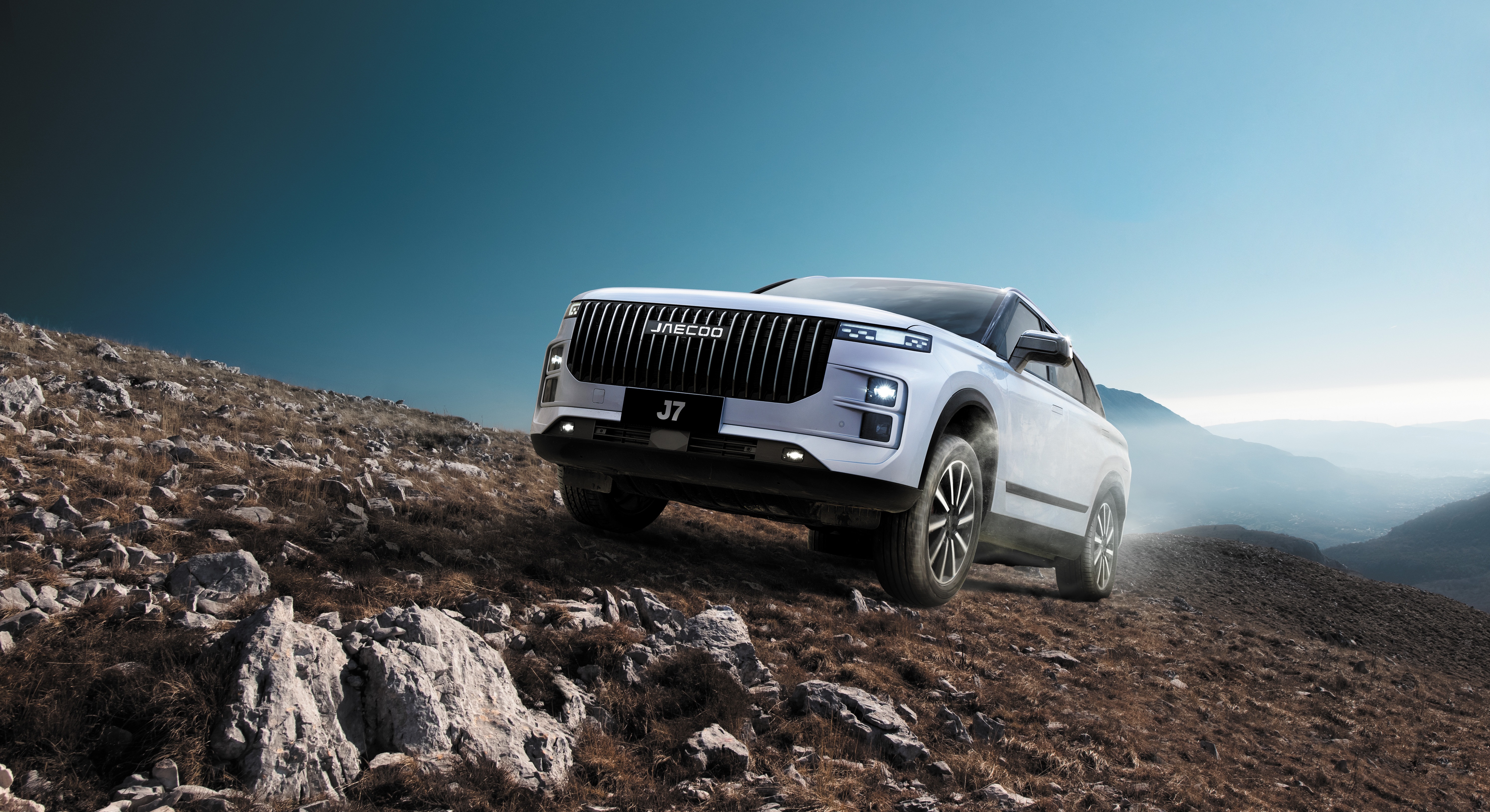 JAECOO представляет на российском рынке обновленную версию своего брутального кроссовера JAECOO J7