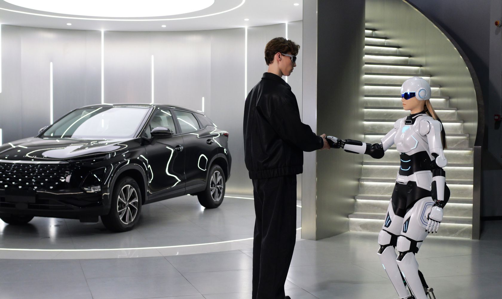 OMODA и JAECOO представляют будущее робототехники с бионическими новинками