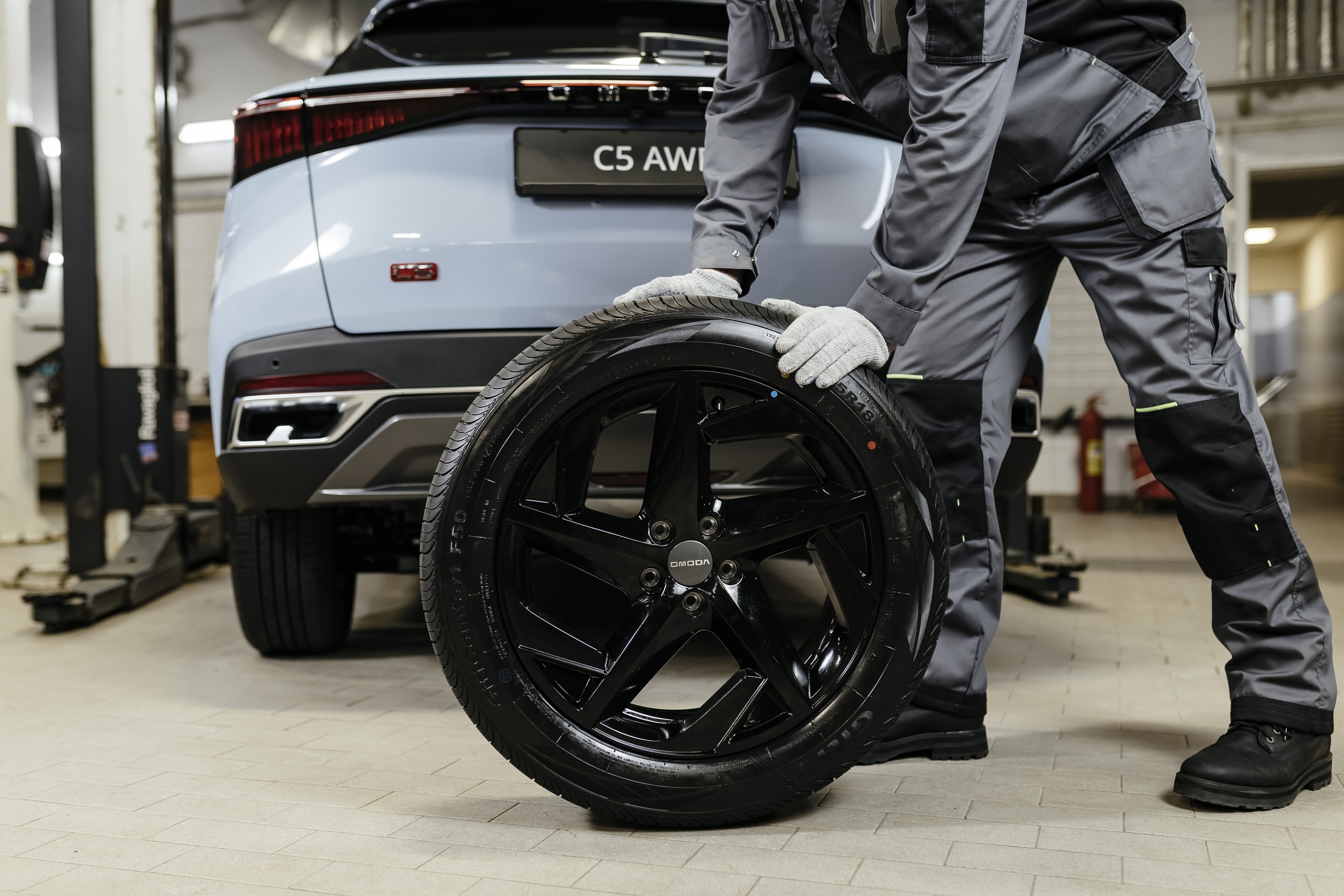 Приглашаем вас на сезонный шиномонтаж в OMODA Авто-Белогорье!