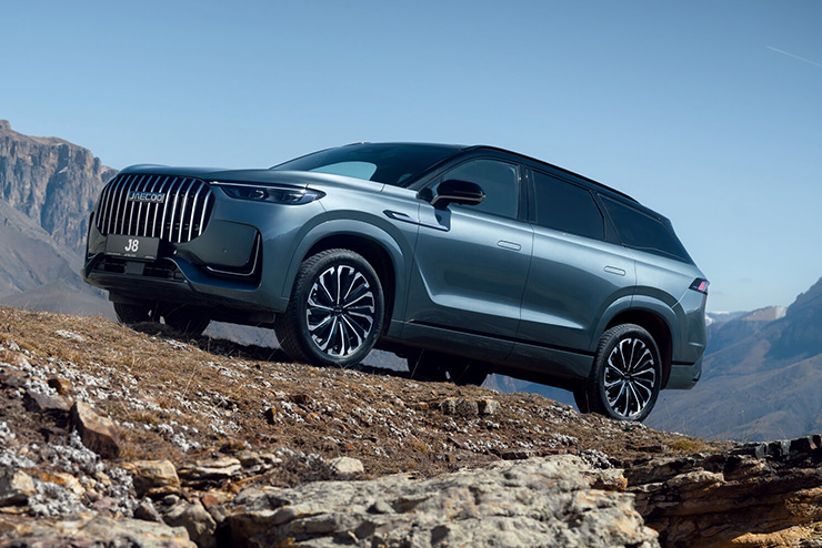 JAECOO J8: при чем тут китовый ус и Эльбрус?