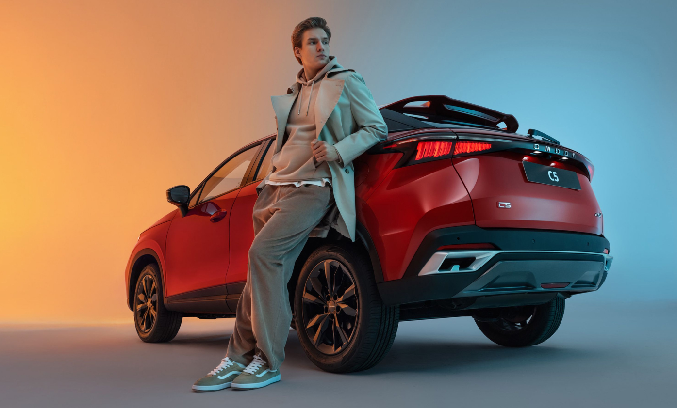 OMODA C5: Стиль, безопасность и технологии в одном кроссовере