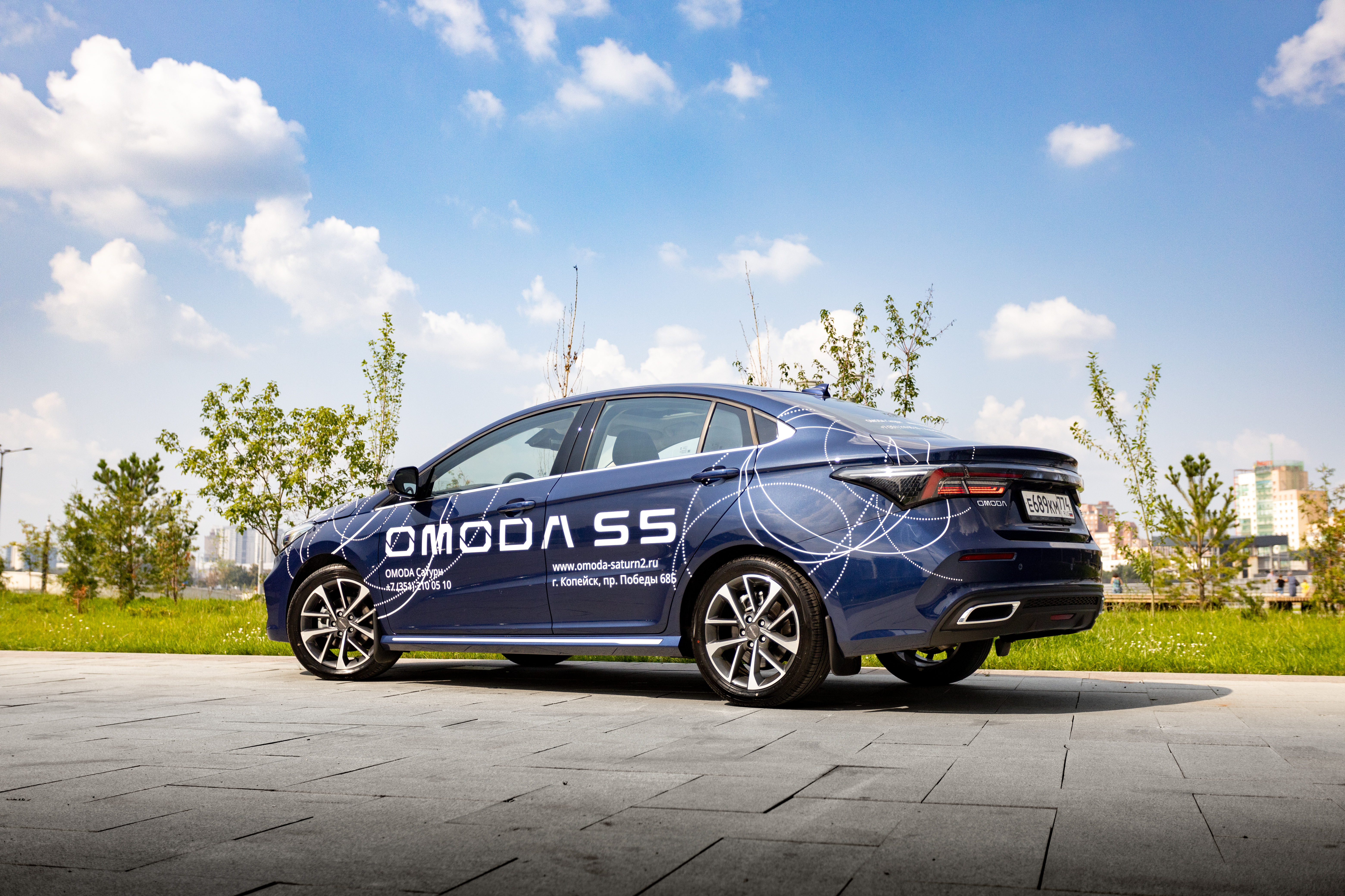 OMODA S5 - стильный и современный автомобиль для городских поездок