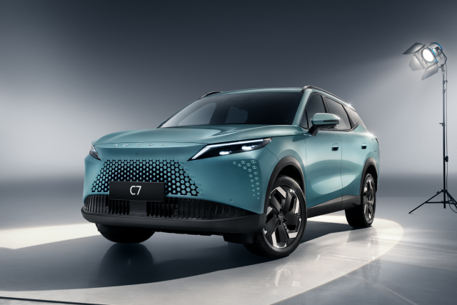 Презентация OMODA C7 