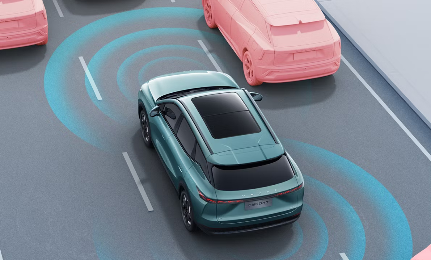 OMODA и система экстренного торможения