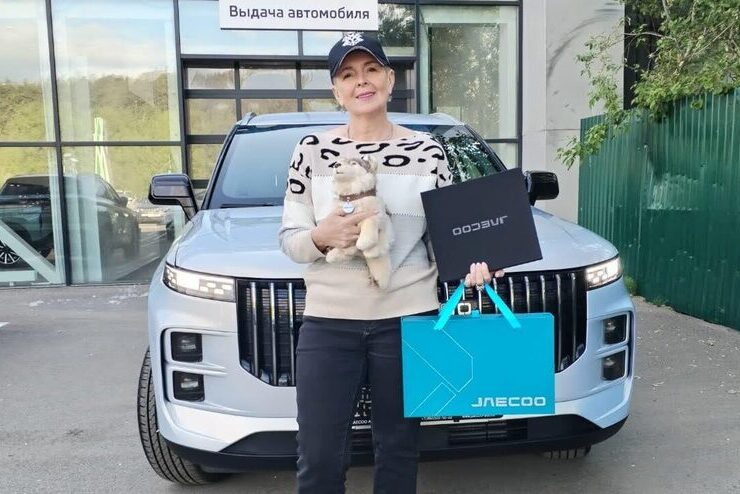 Поздравляем новых владельцев флагманского кроссовера JAECOO J8!
