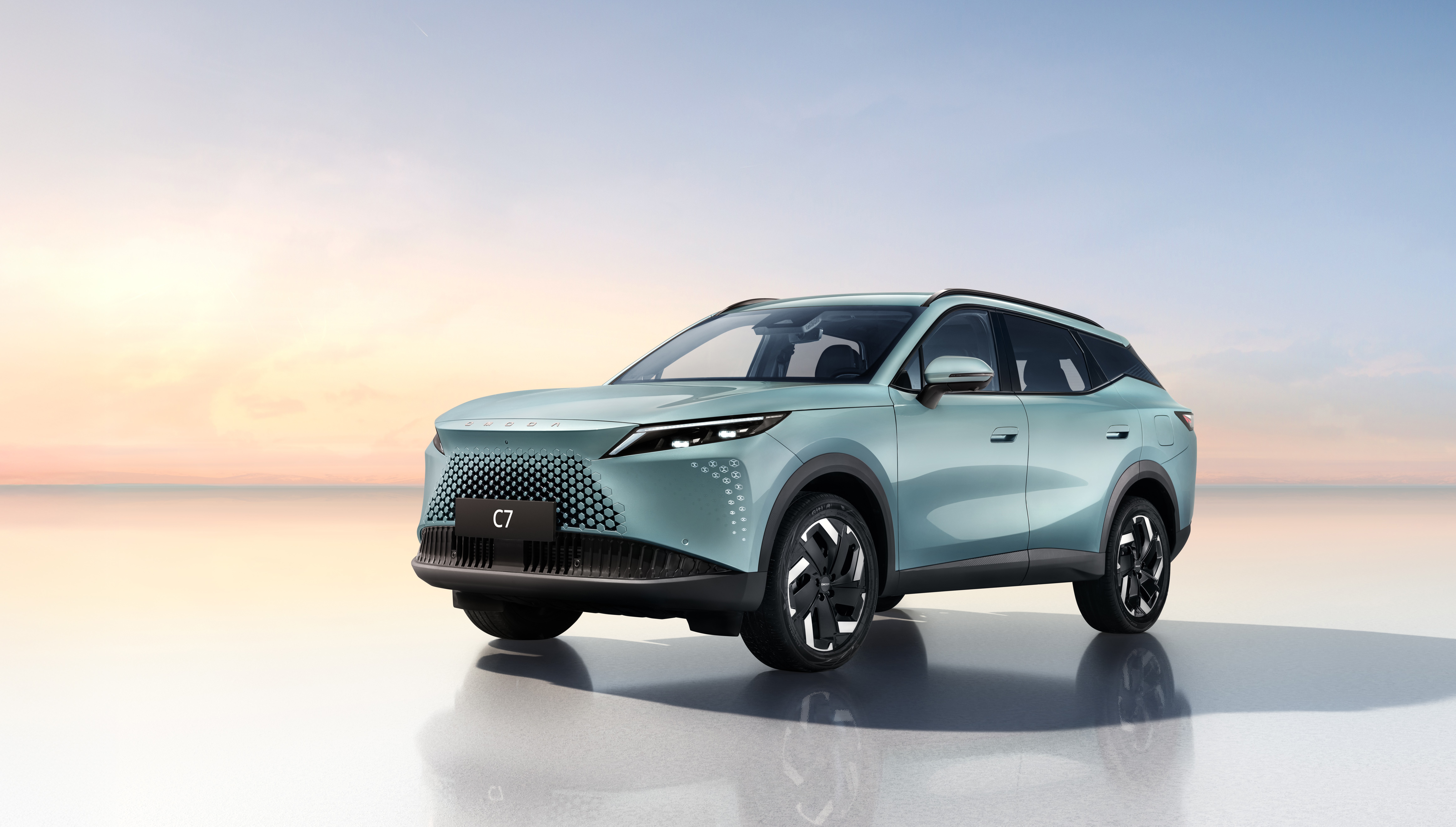 Выходные с Omoda C7: 3 идеи для идеального летнего уик-энда под Москвой