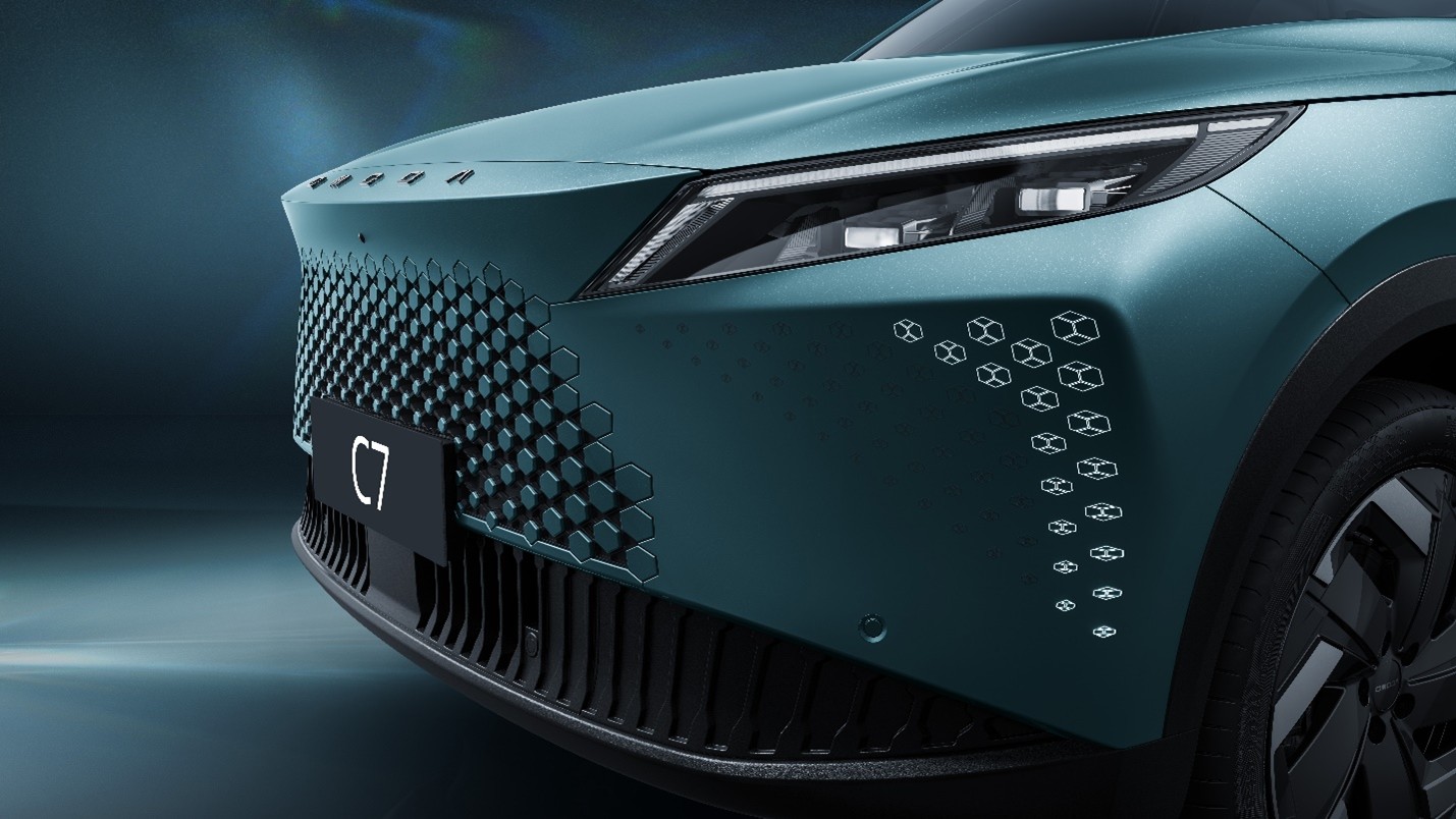 OMODA C7 притягивает взгляды