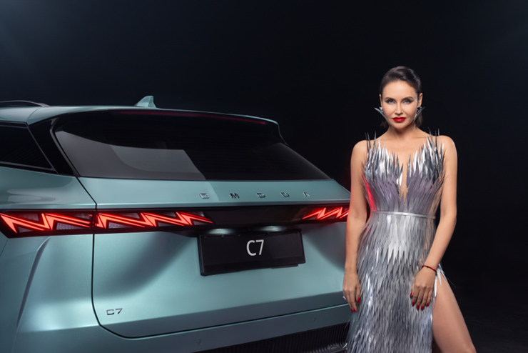 Поздравляем с Днём семьи, любви и верности!