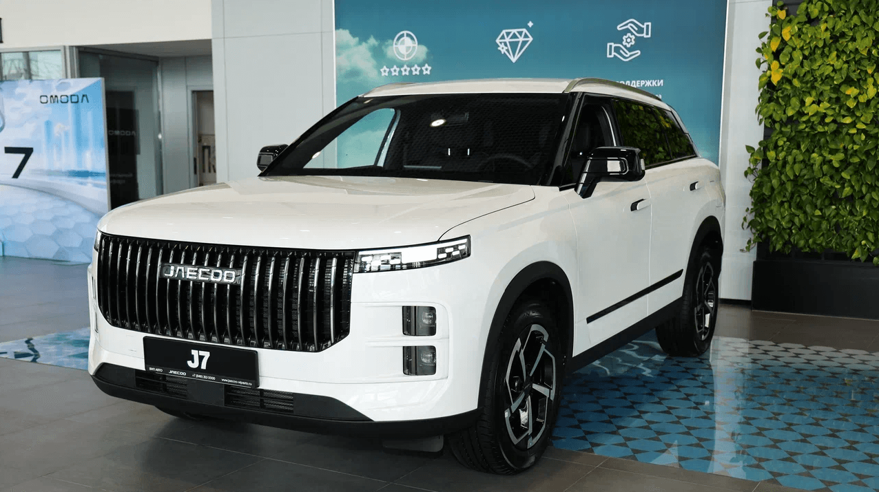 JAECOO J7 – от 2 529 900 руб.*