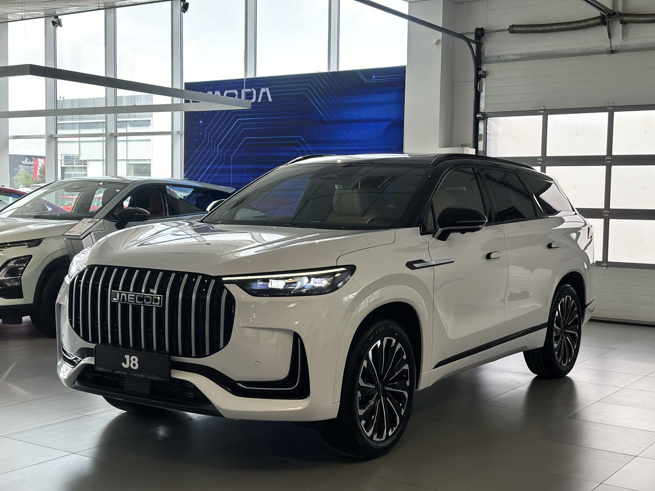 JAECOO J8 в наличии: