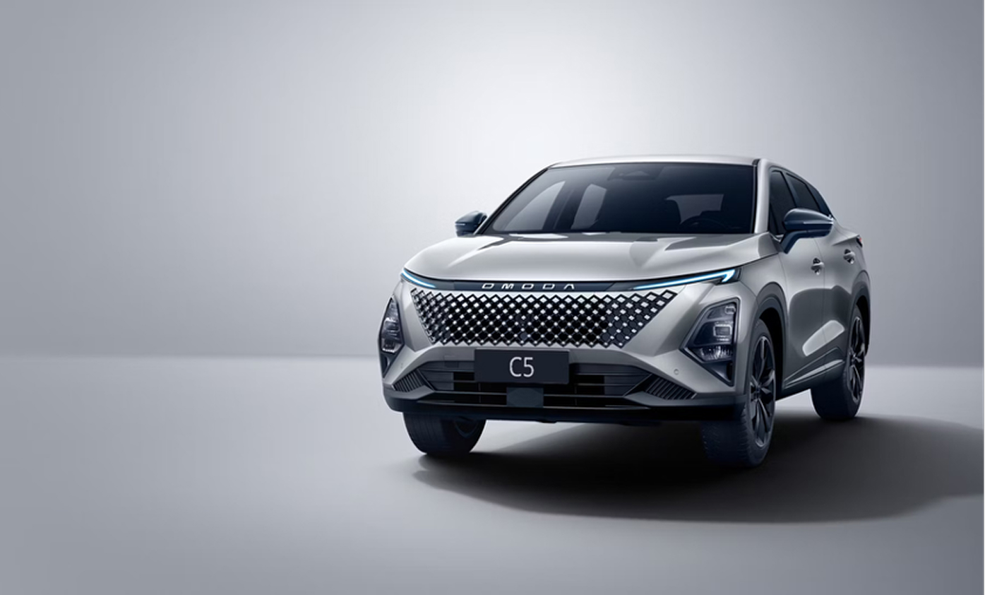 OMODA C5: интеллектуальная помощь на дороге