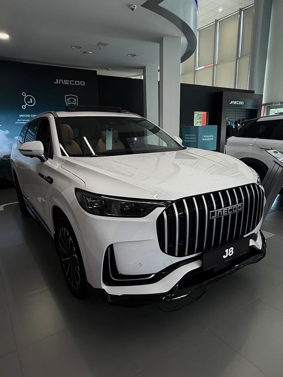 JAECOO J8 - ПОКОРЯЕТ С ПЕРВОГО ВЗГЛЯДА