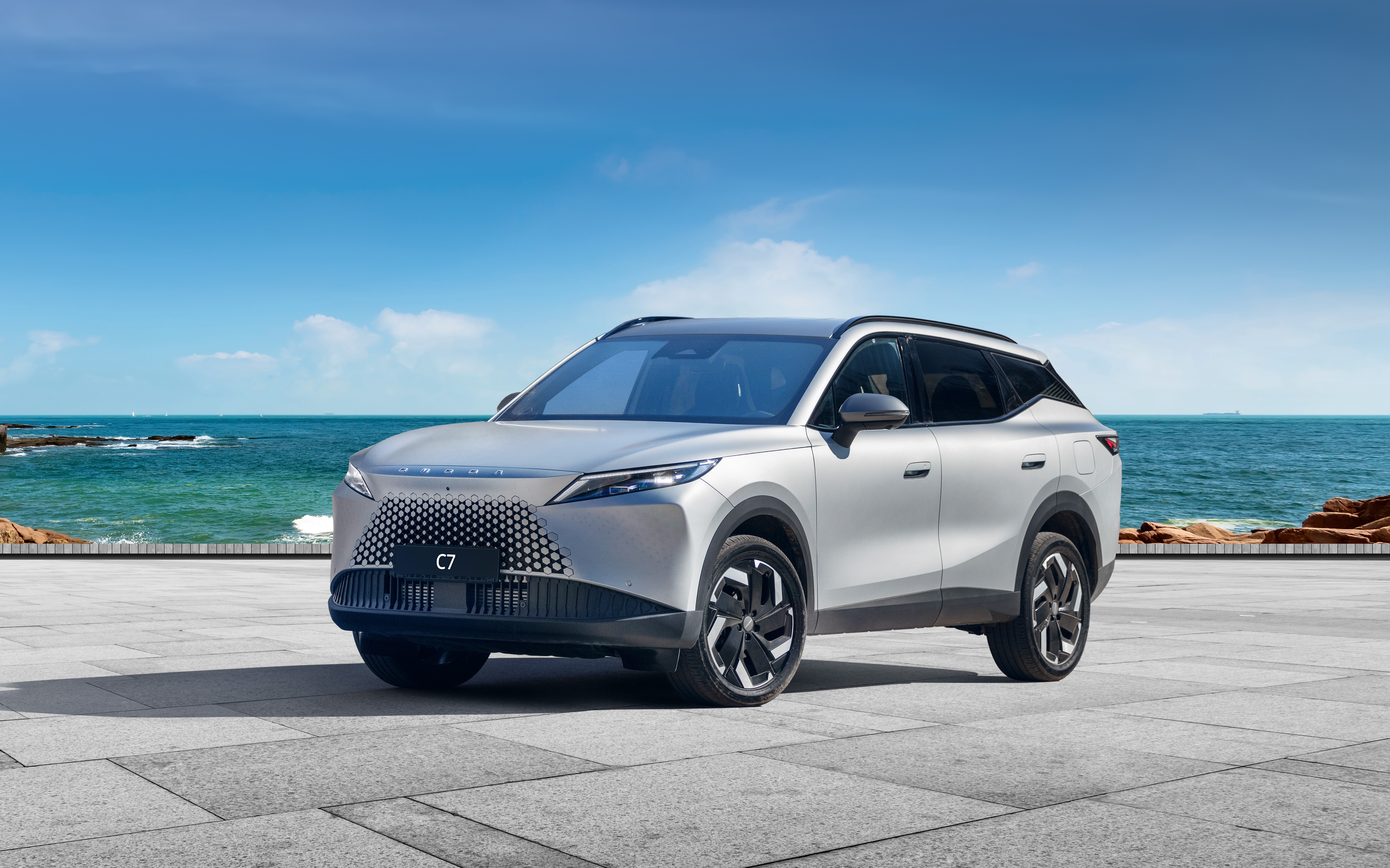 Статья: OMODA C7: практичный кроссовер для него и для нее