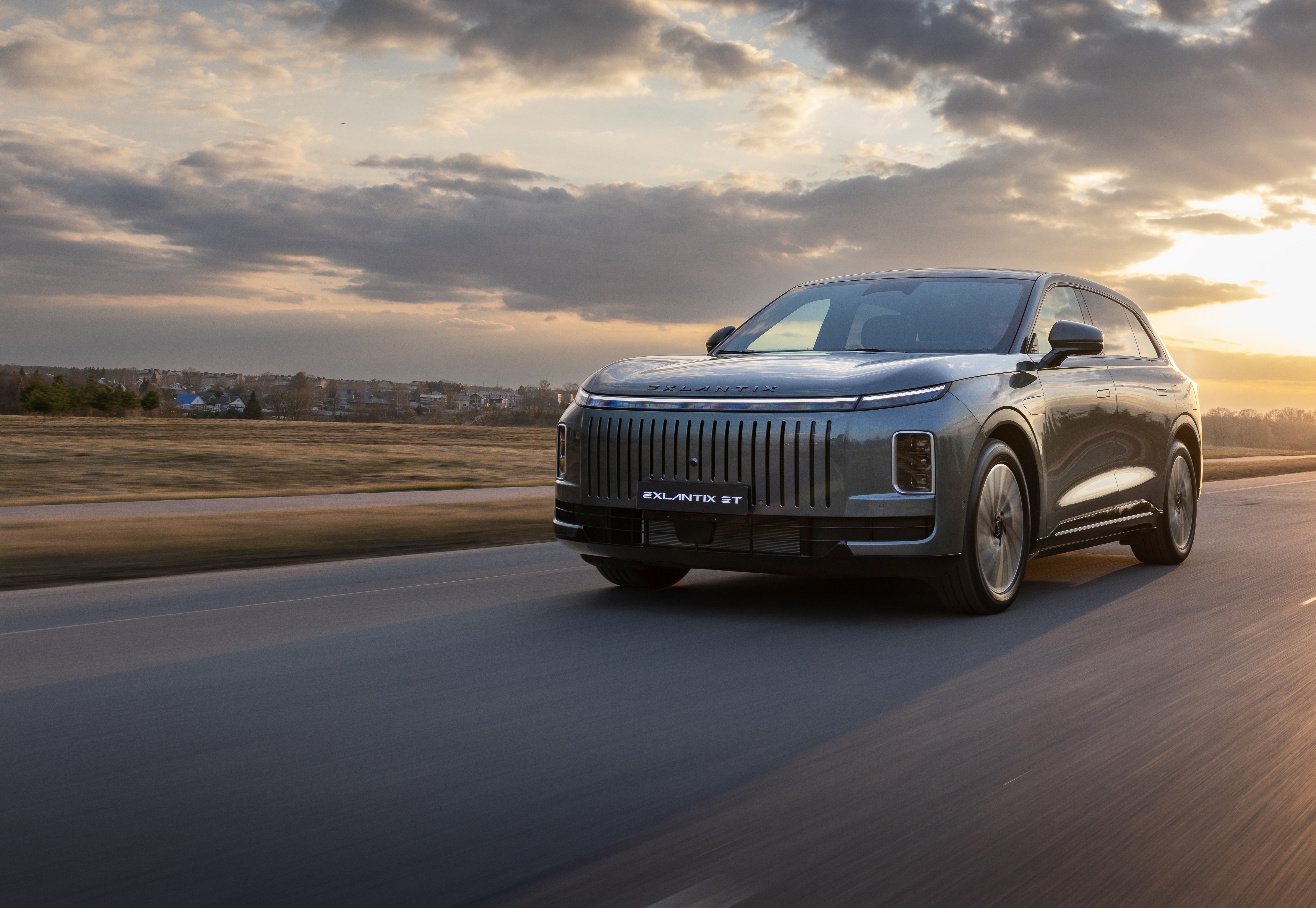 НОВЫЙ ЛИДЕР ПРОДАЖ В СЕГМЕНТЕ ГИБРИДОВ: EXEED EXLANTIX ET ВОШЕЛ В ТОП-5 БЕСТСЕЛЛЕРОВ РОССИИ 