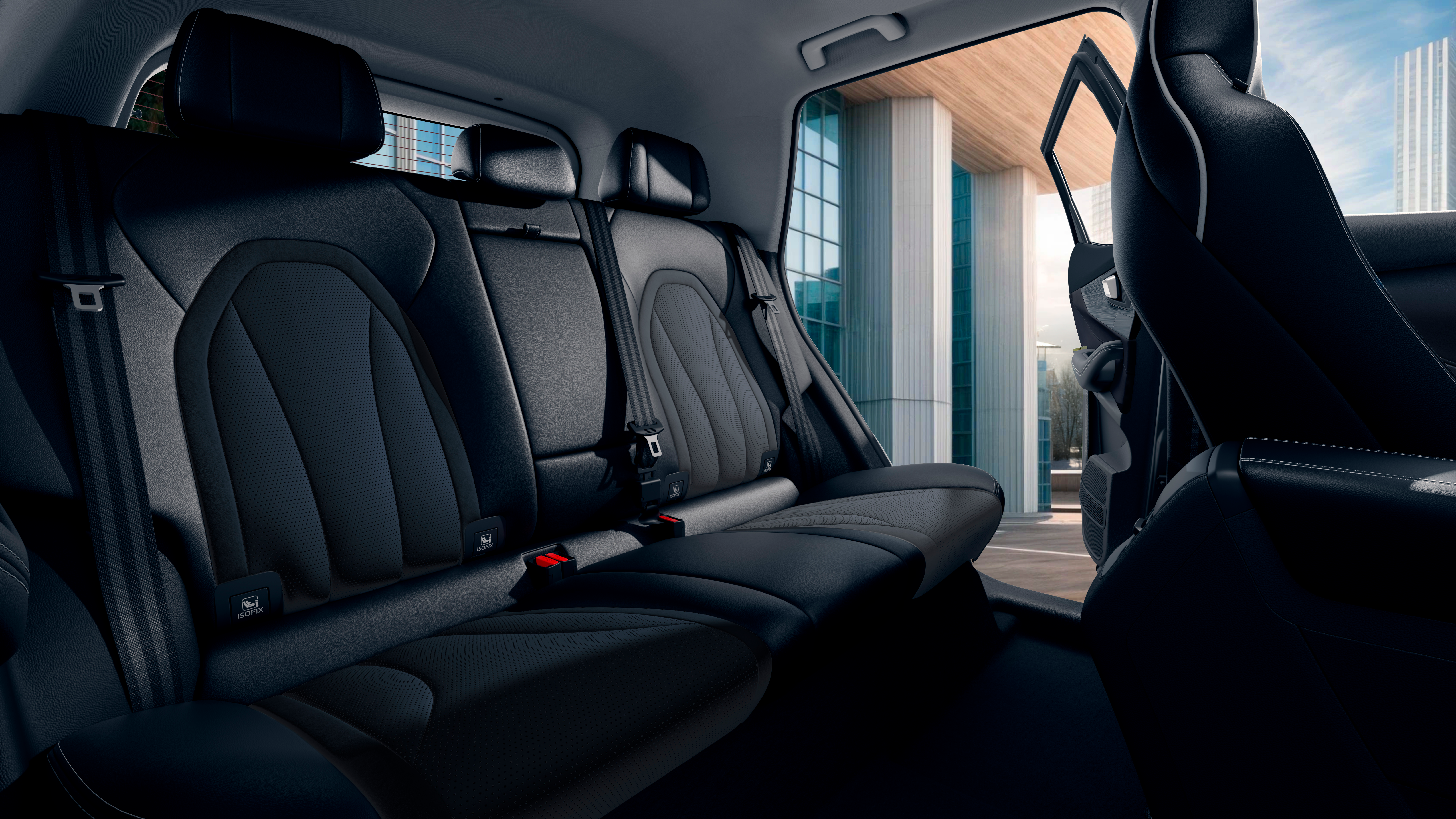 Просторный и стильный салон