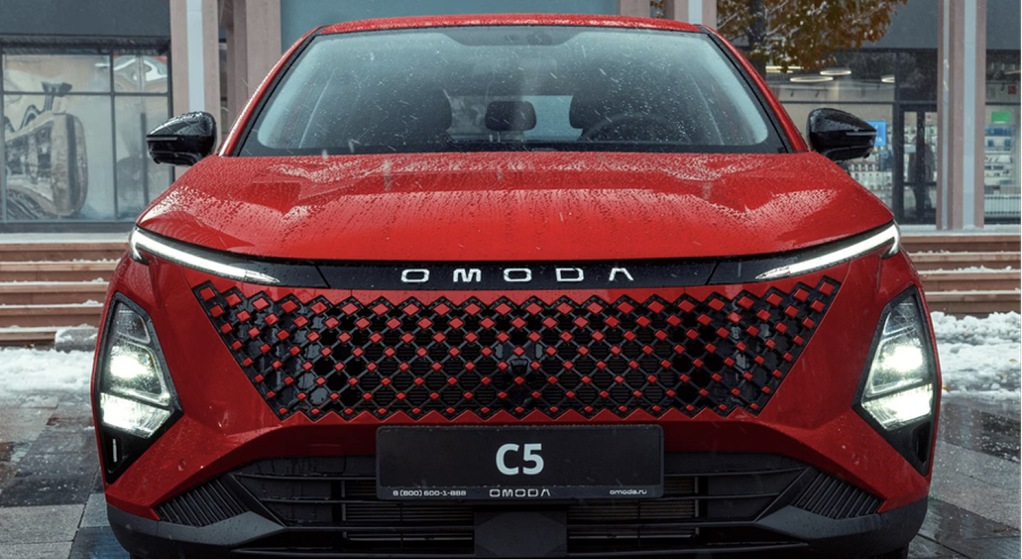 OMODA C5: ТОП-5 функций для городских поездок