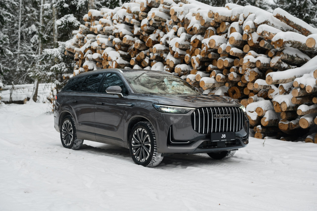 Jaecoo J8: флагманский кроссовер, где выгода сливается с роскошью 